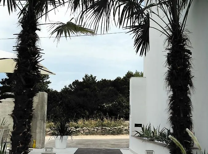 Superior アパート ザダル