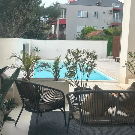 Superior Apartment *